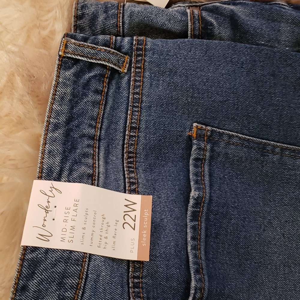 Blue Jean - Picture 4 of 4